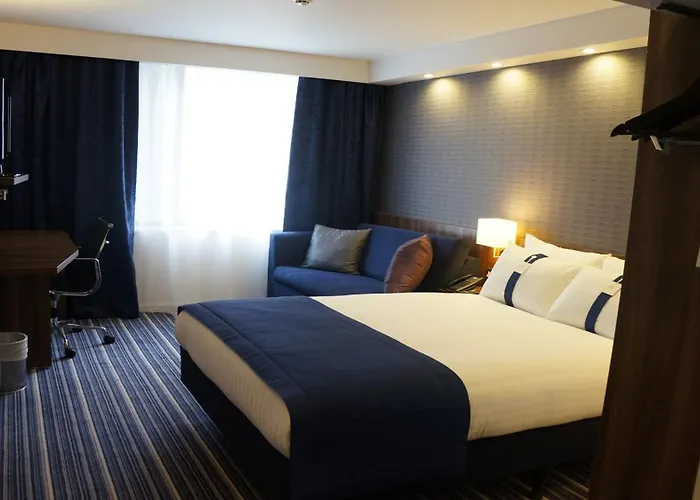 Holiday Inn Express Earls Court By IhgBoutique Hotel